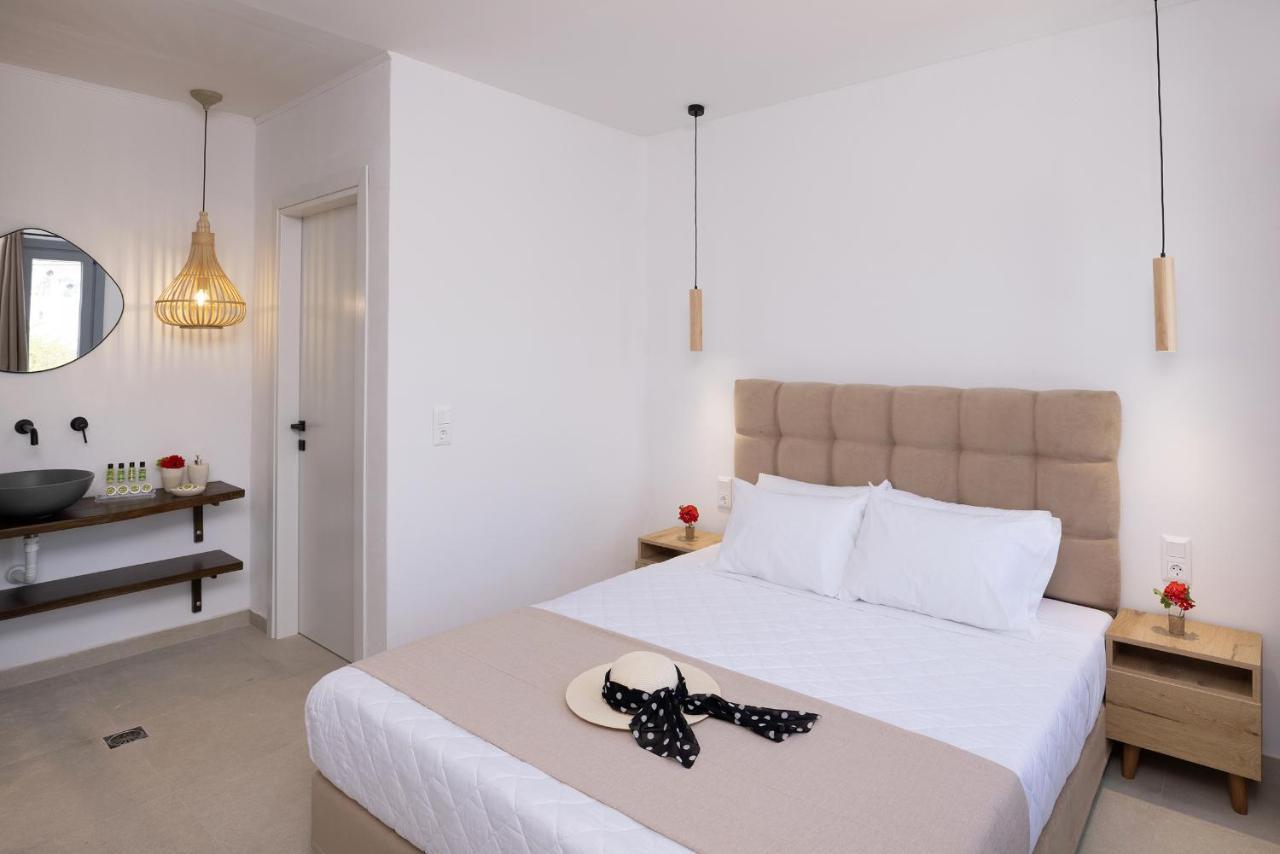 Chrysonisos Suites With Sunset & Seaviews Near Kini Eksteriør billede