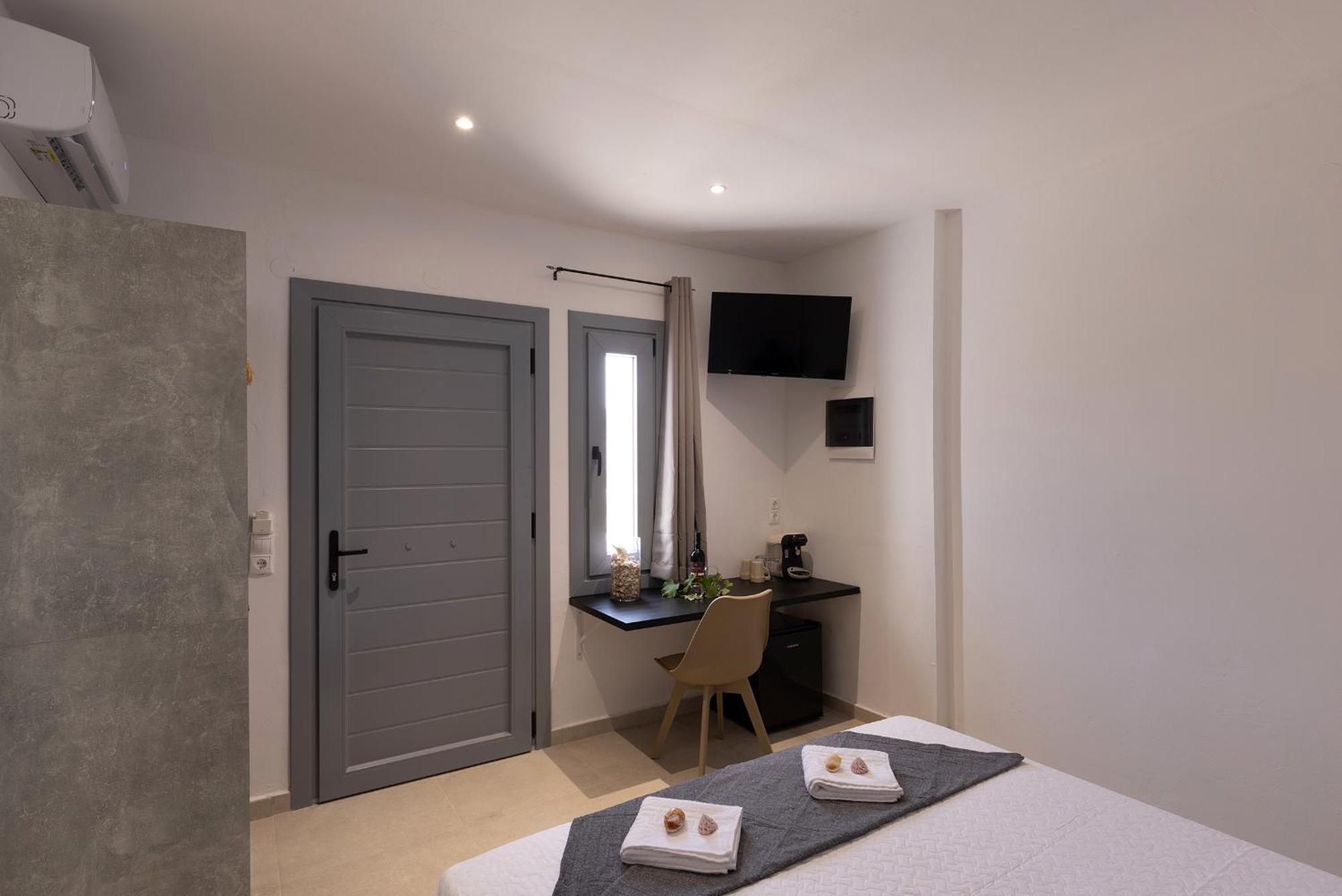 Chrysonisos Suites With Sunset & Seaviews Near Kini Eksteriør billede