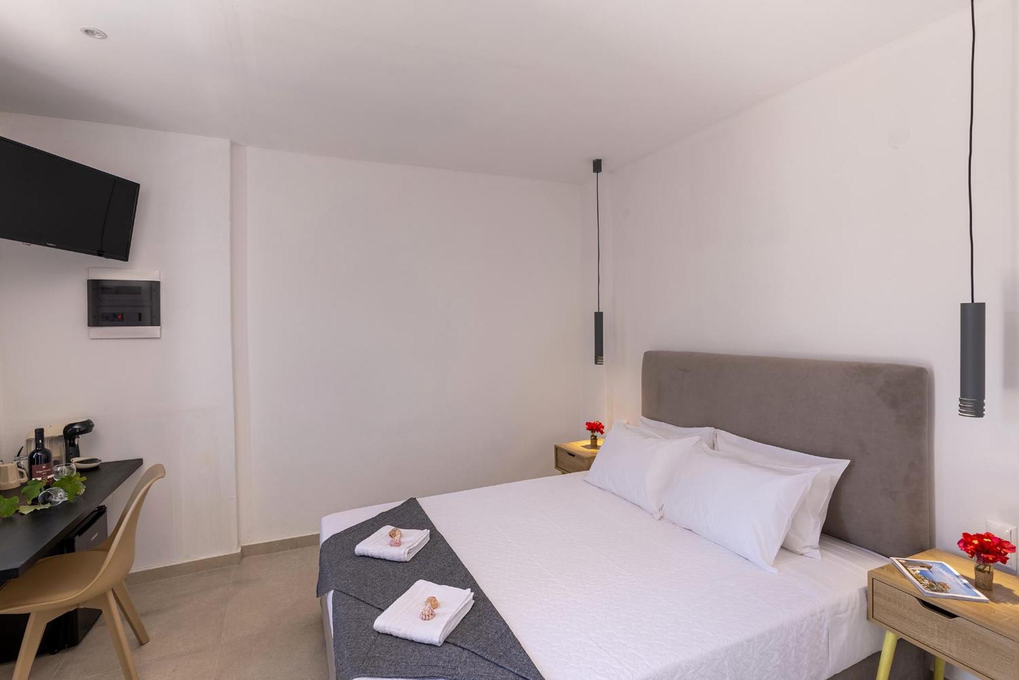 Chrysonisos Suites With Sunset & Seaviews Near Kini Eksteriør billede