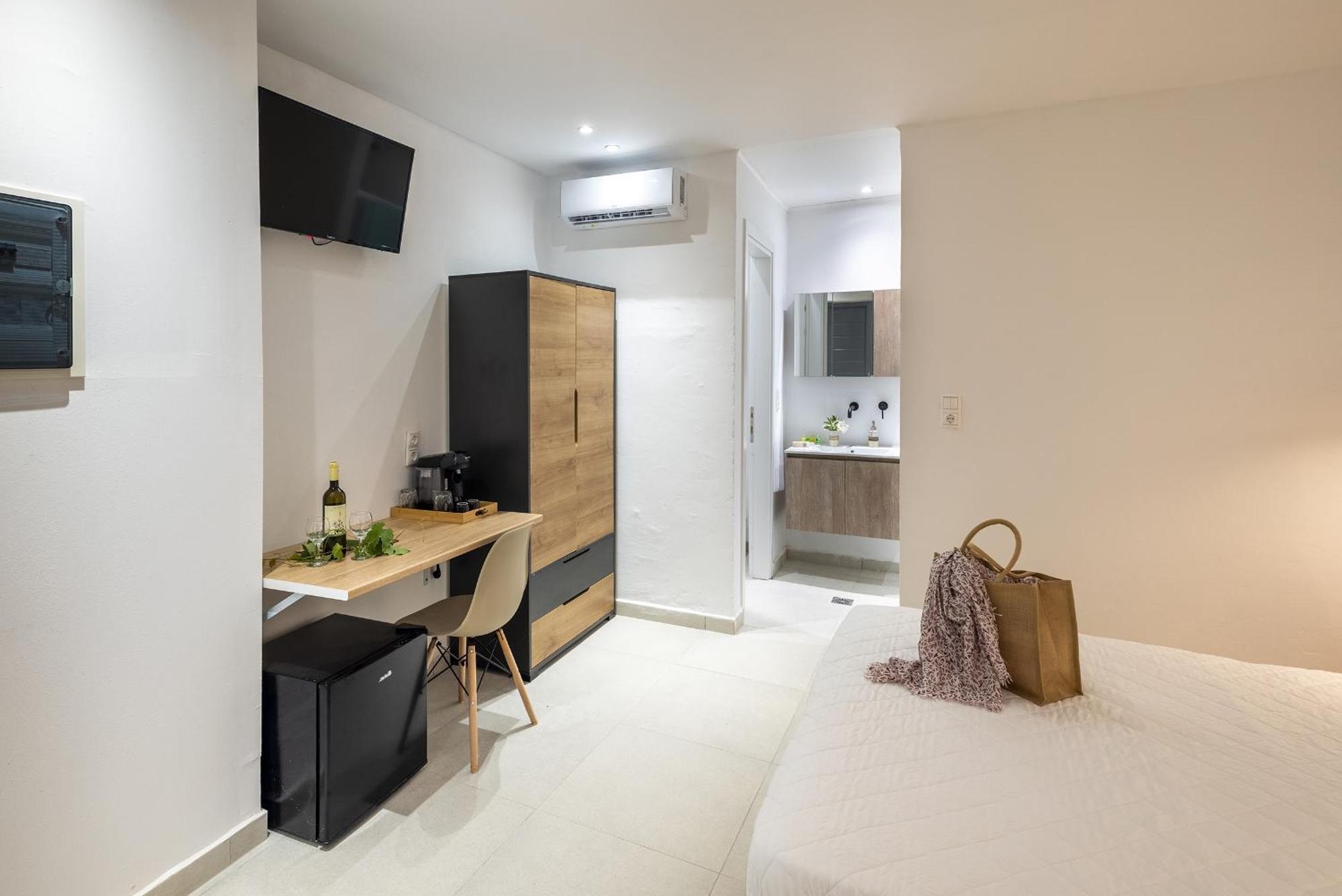 Chrysonisos Suites With Sunset & Seaviews Near Kini Eksteriør billede